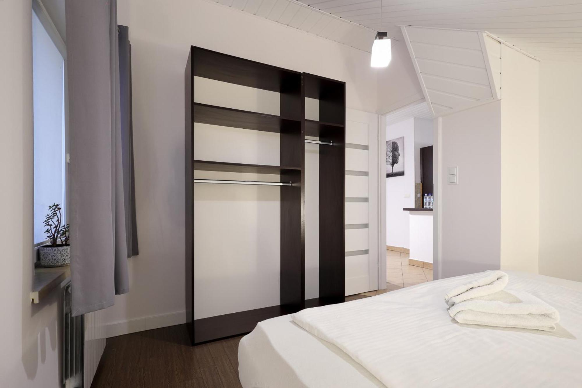 Dworek Rozany Hotel & Restauracja Namysłów Eksteriør billede