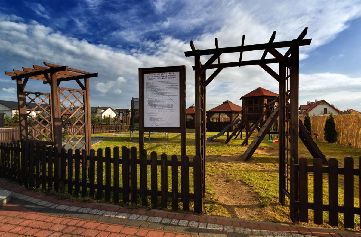 Dworek Rozany Hotel & Restauracja Namysłów Eksteriør billede